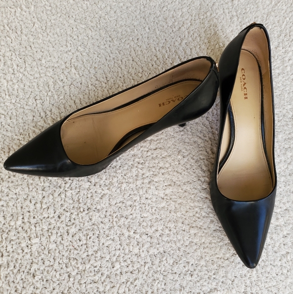Coach Women's Classic Black Leather Pumps - Picture 1 of 12